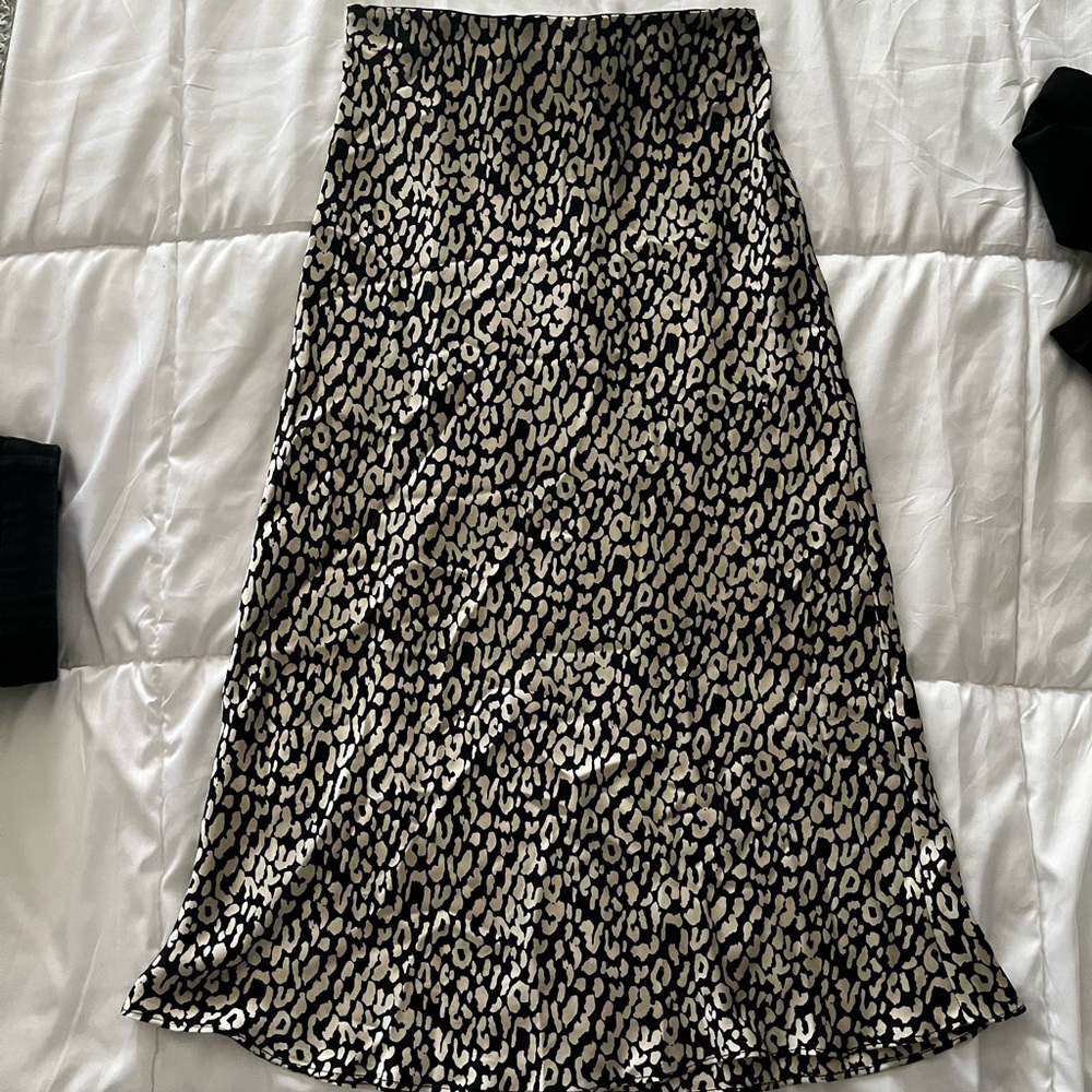 COPY - Nasty gal leopard midi skirt